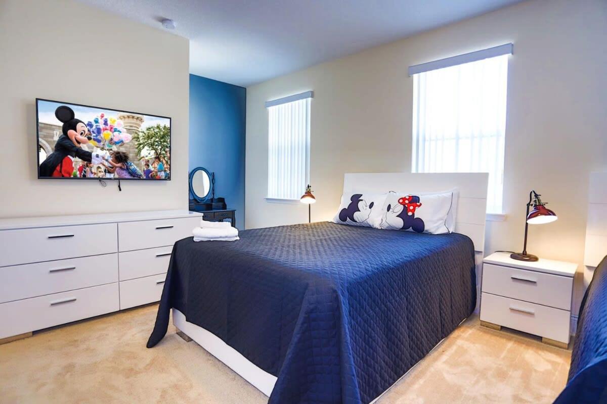 Сasa de vacaciones Splendid Four Bedroom W/ Pool @festival 154