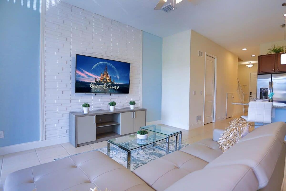 Splendid Four Bedroom W/ Pool @festival 154 Сasa de vacaciones