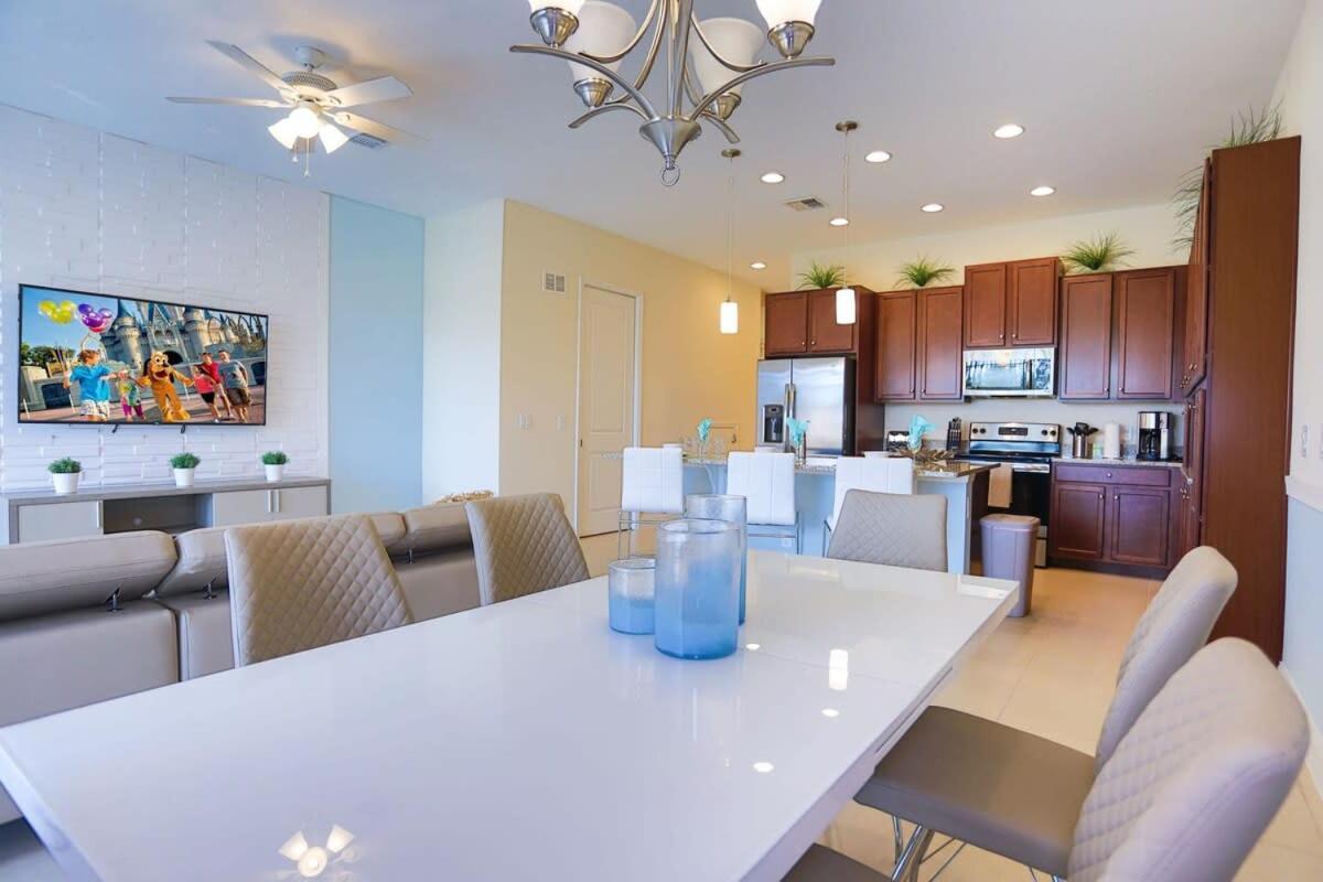 Splendid Four Bedroom W/ Pool @festival 154 * Davenport