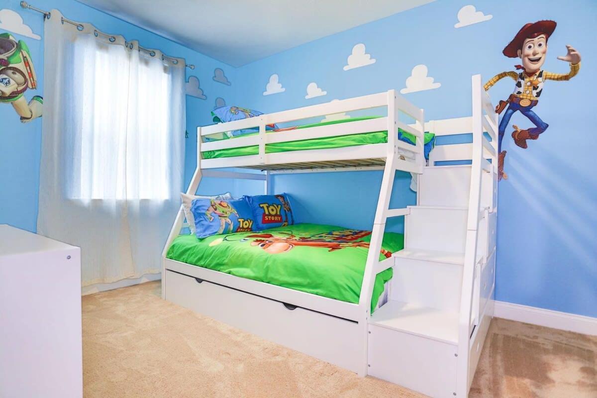 Сasa de vacaciones Splendid Four Bedroom W/ Pool @festival 154 *